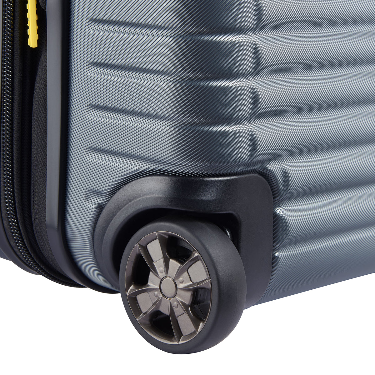 CRUISE 3.0 Carry-On Underseater Suitcase, Graphite - Delsey Paris Hot Sale