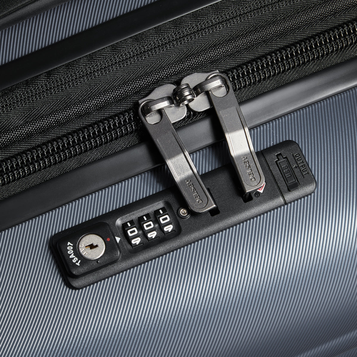 CRUISE 3.0 23-Inch Expandable Carry-On Suitcase, Graphite - Delsey Paris Exclusive