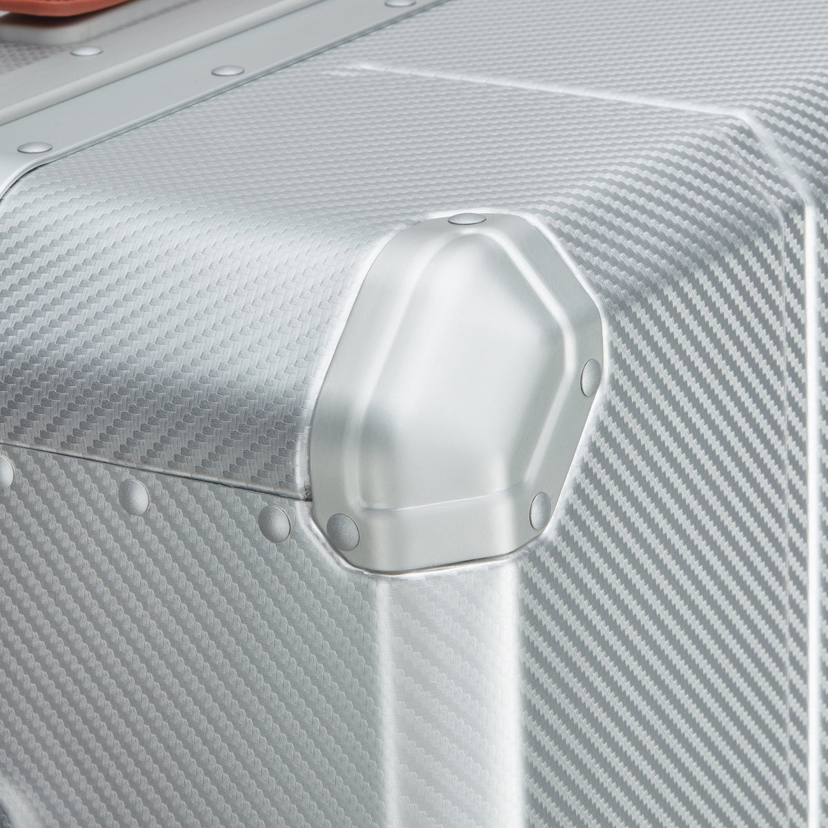 ALU'R 28-Inch Aluminum Check-In Suitcase, Silver - Delsey Paris Recommended