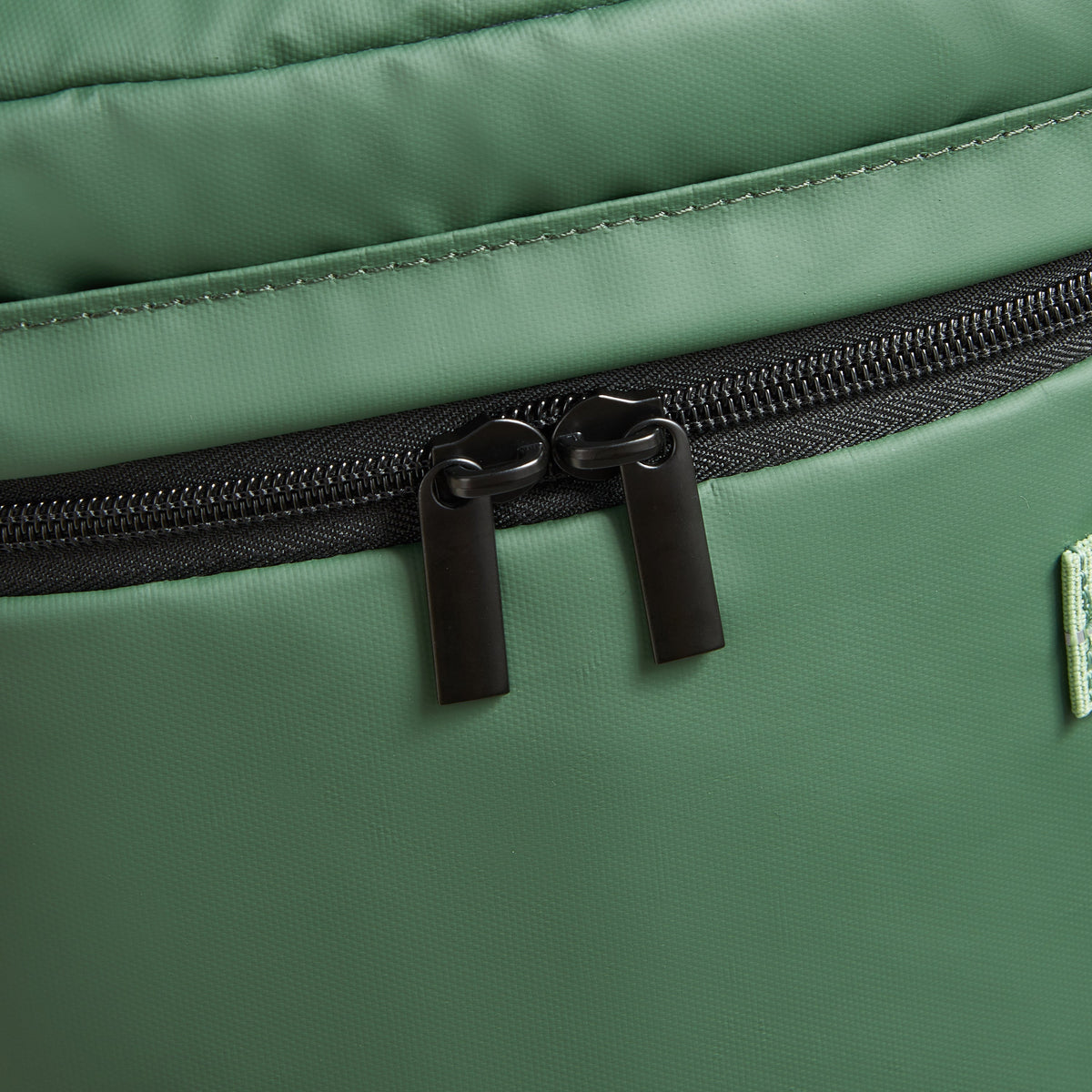 JS013C 17-Inch Laptop Backpack, Green - Delsey Paris Classic