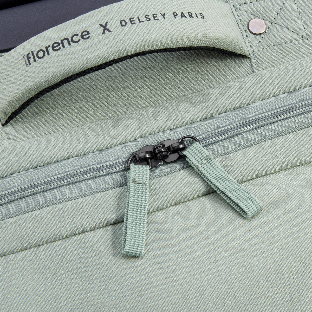 ON A ROLL 28-Inch 2-Wheeled Duffel Bag, Sage green - Delsey Paris Classic