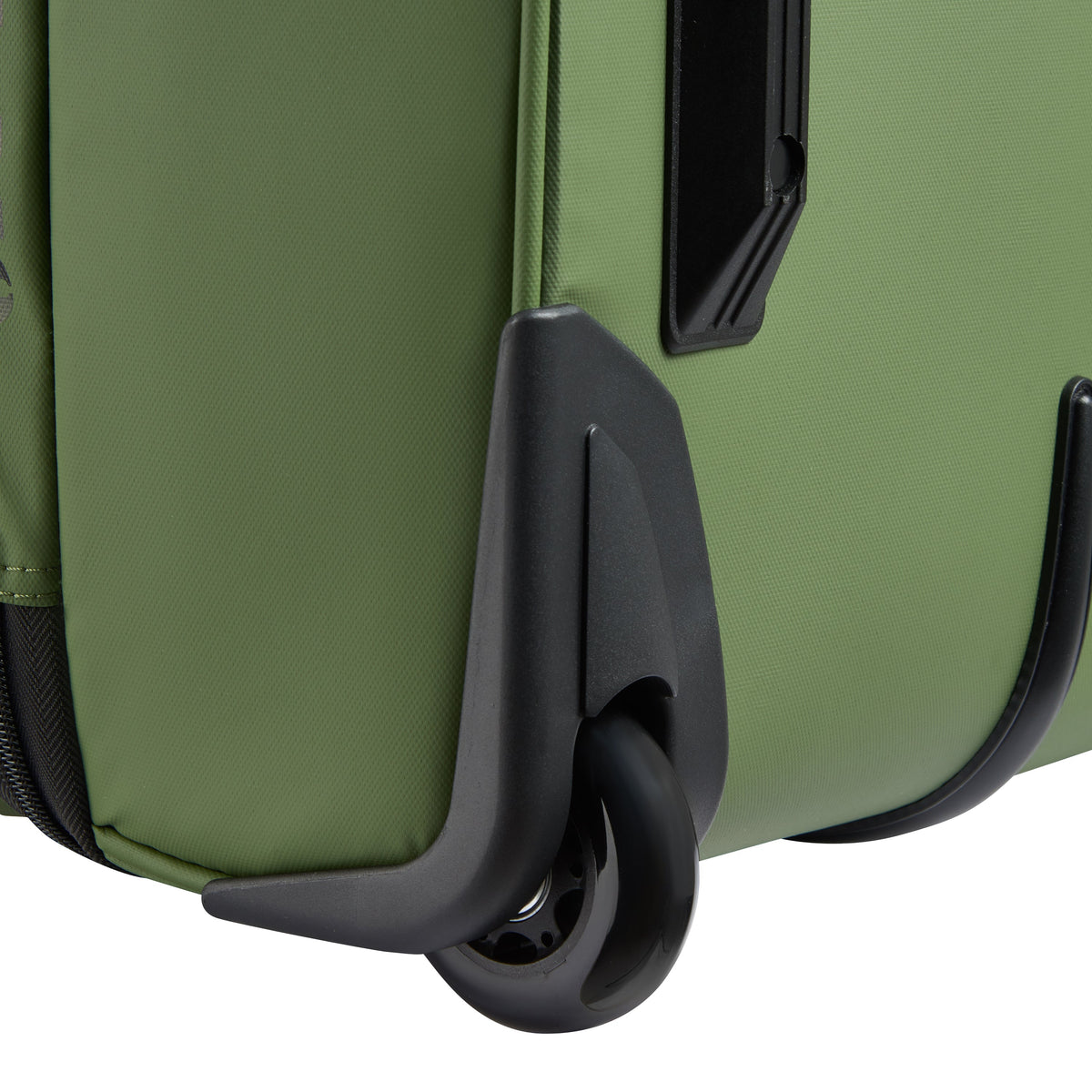 JS006B 20-Inch 2-Wheeled Duffel Bag, Elm green - Delsey Paris New