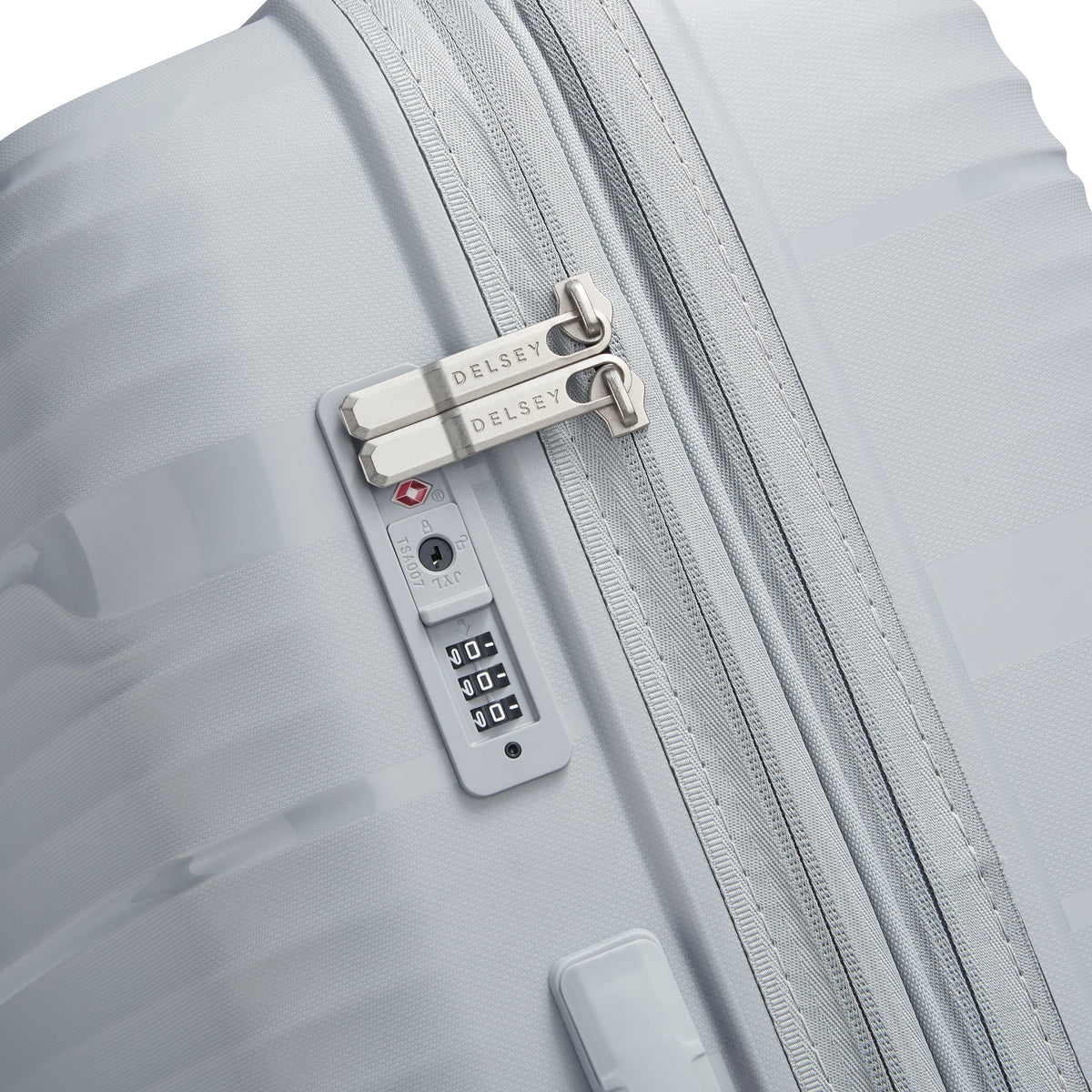 DUNE 27-Inch Expandable Check-In Suitcase, Lunar rock - Delsey Paris Discount