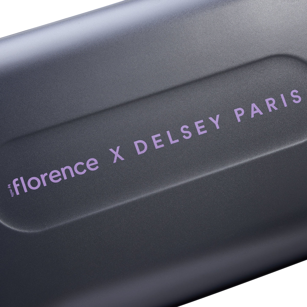 CATCH FLIGHTS 31-Inch Check-In Suitcase, Anthracite - Delsey Paris Trending